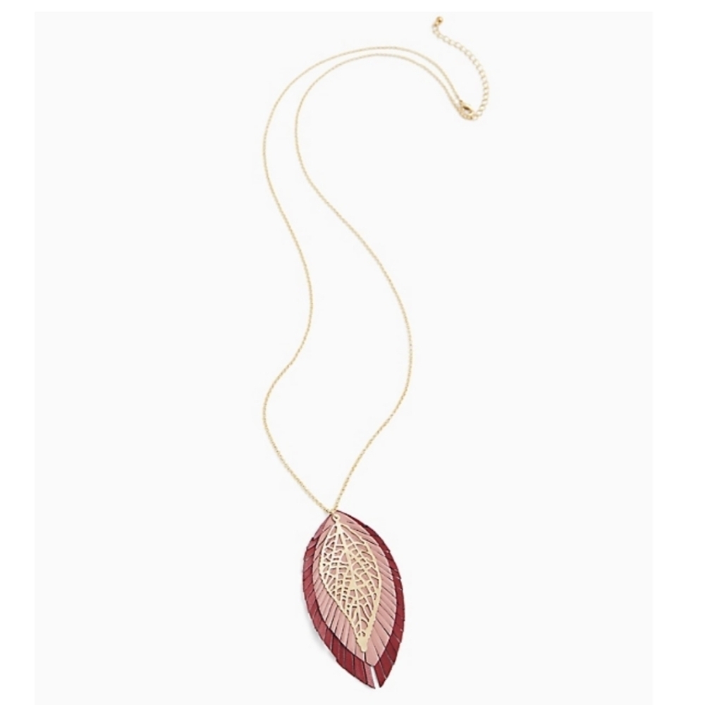 🆕BLUSH & WINE MULTI-FEATHER NECKLACE